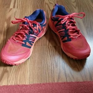 Brooks Cascadia size 9